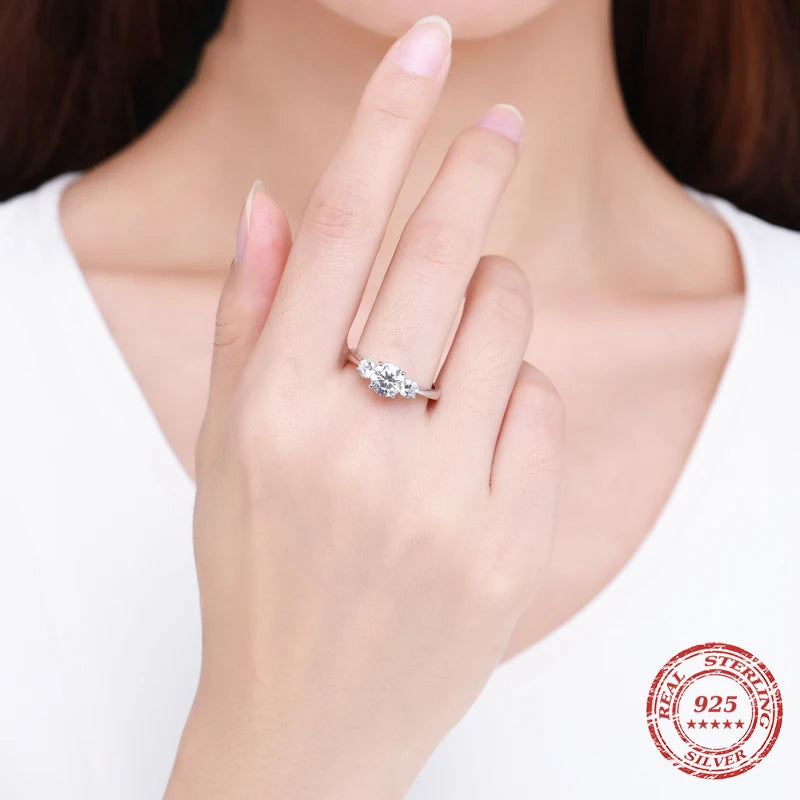 Elegant zircon ring three stones totaling 2 carats in silver