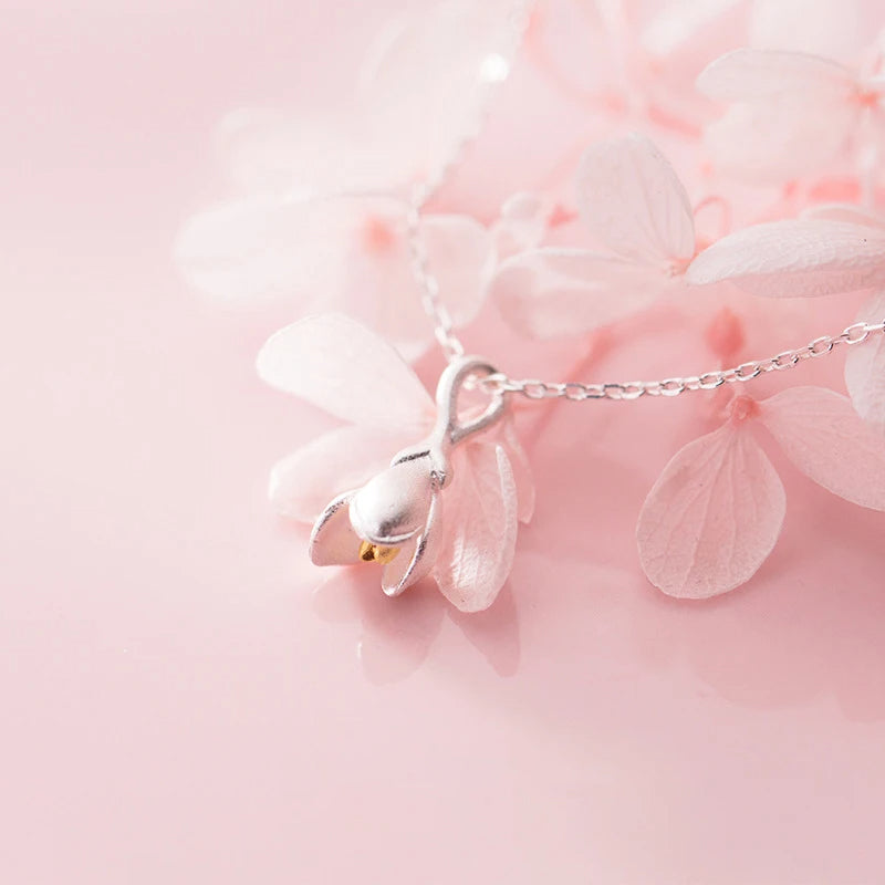Necklace women with magnolia flower pendant silver finish
