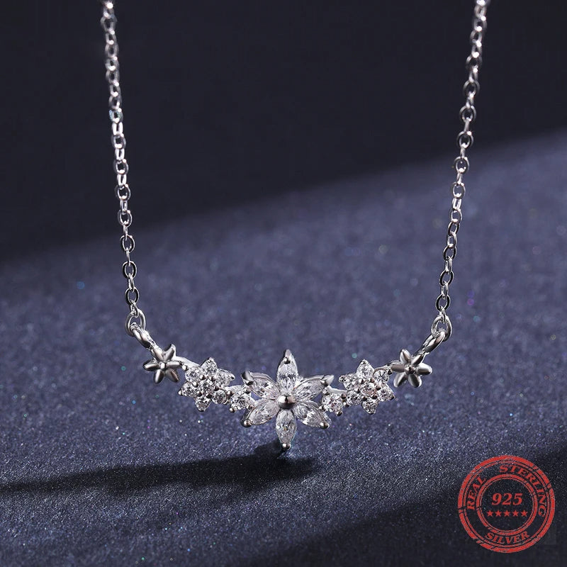 Chain necklace style sterling silver necklace with flower pendant