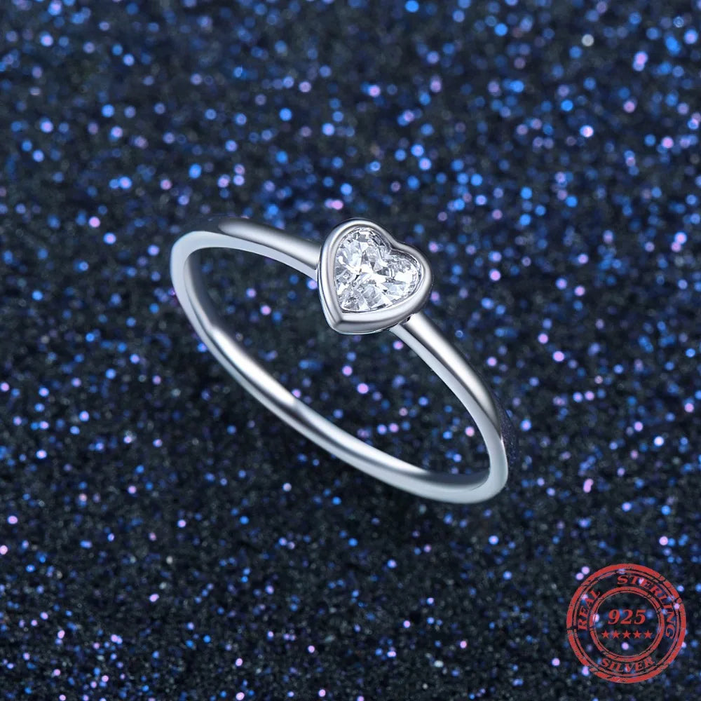 Hand wearing a wedding ring with accurate ring size comfort