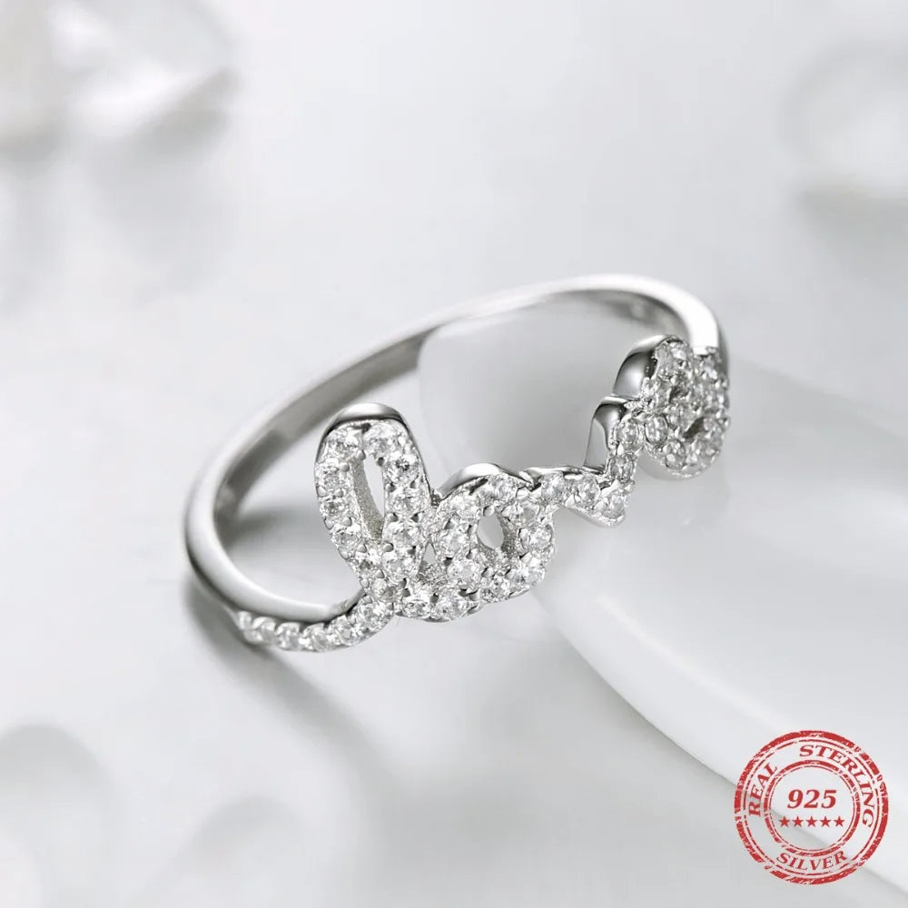 Elegant “Forever Love” design ring in 925 silver