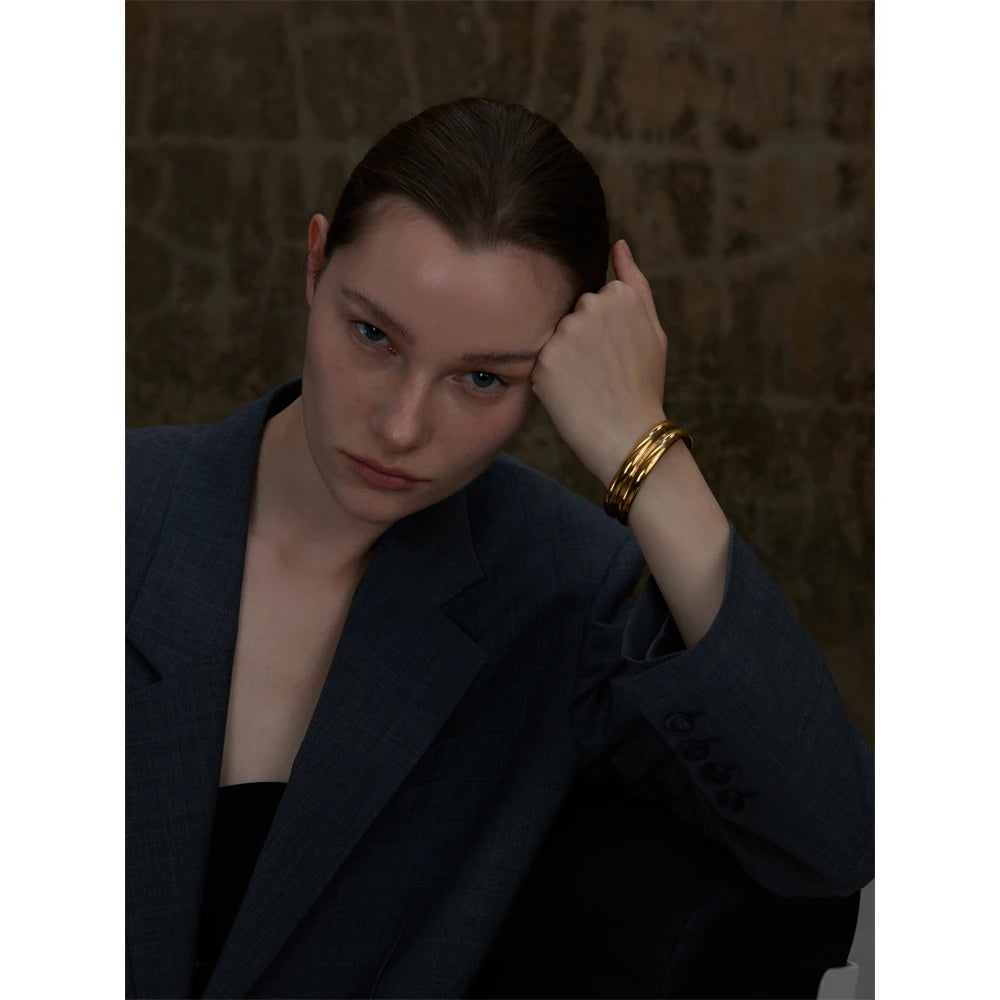 Stainless steel cuff bracelet open round double layer gold tone