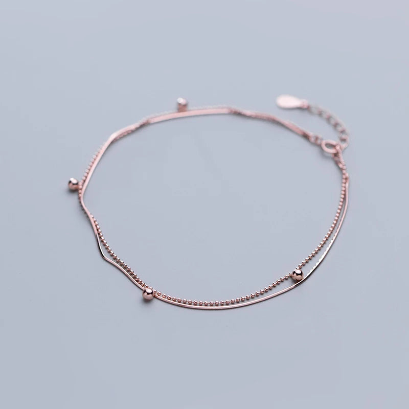 Sterling silver bracelet showing a polished sterling silver chain finish