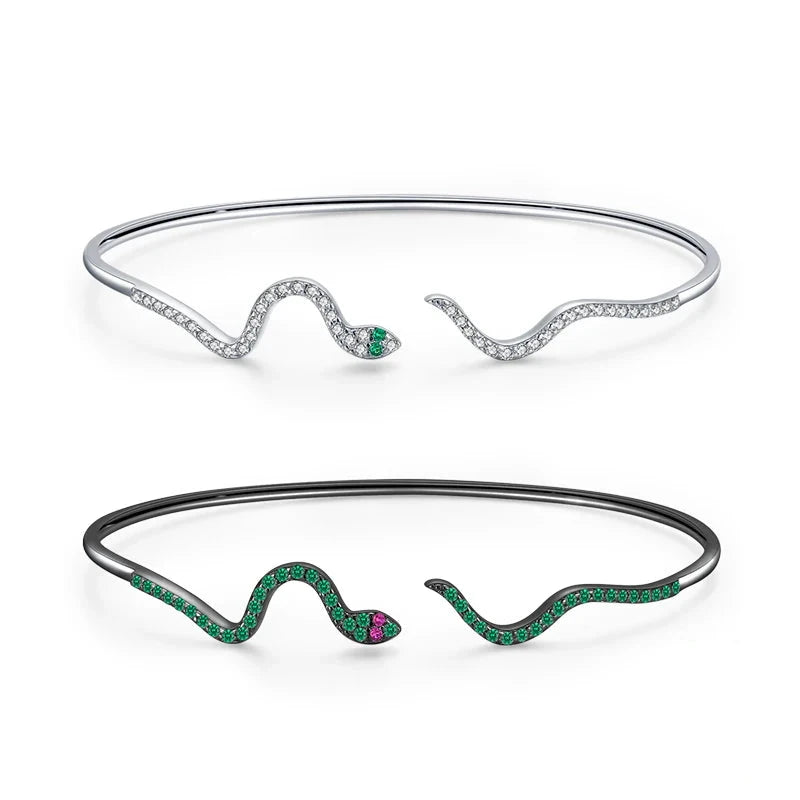 Snake bracelet in 925 sterling silver with a refined zirconia bangle accent