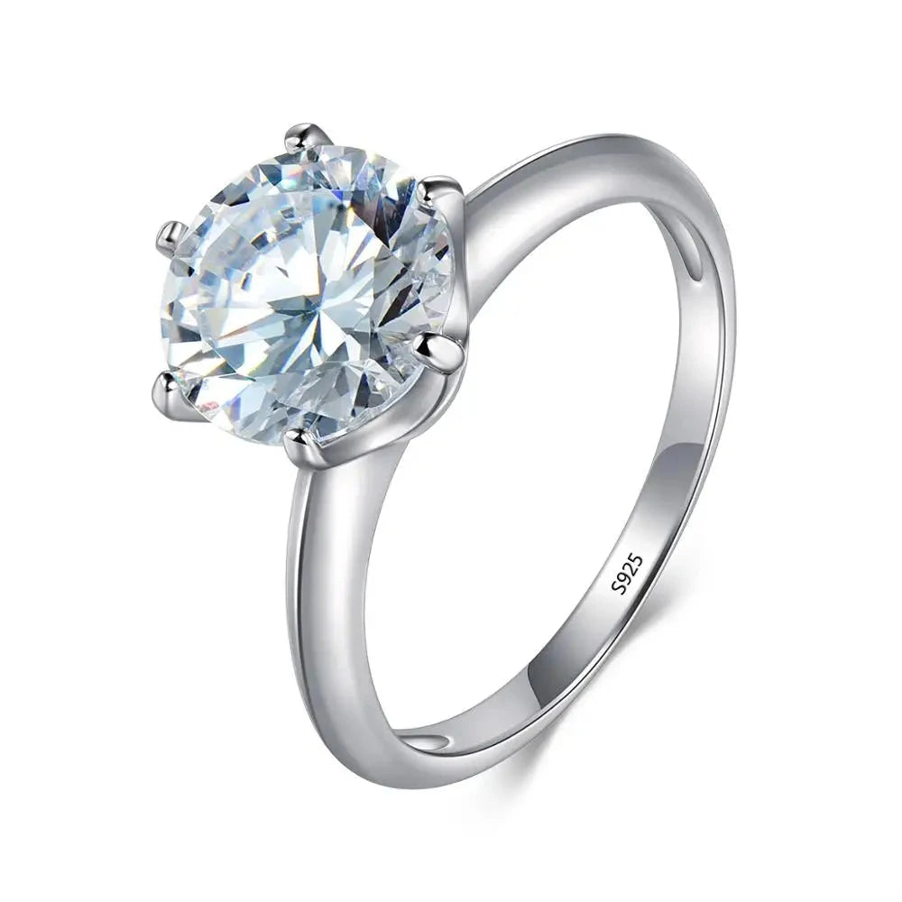 Wedding ring in 925 sterling silver with cubic zirconia center
