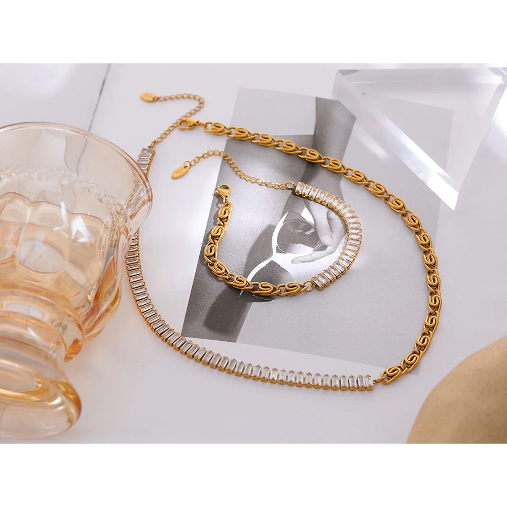 Chain necklace and bracelet chain pairing with delicate cubic zirconia