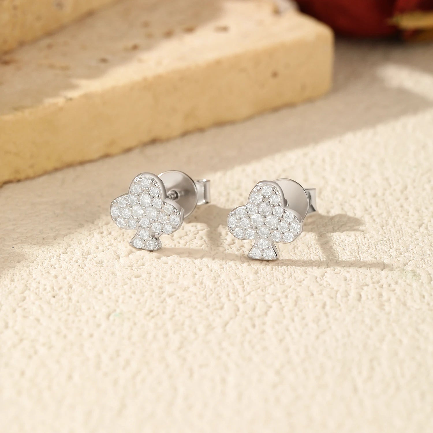 Elegant ear studs silver suitable for daily wear and fine jewelry style