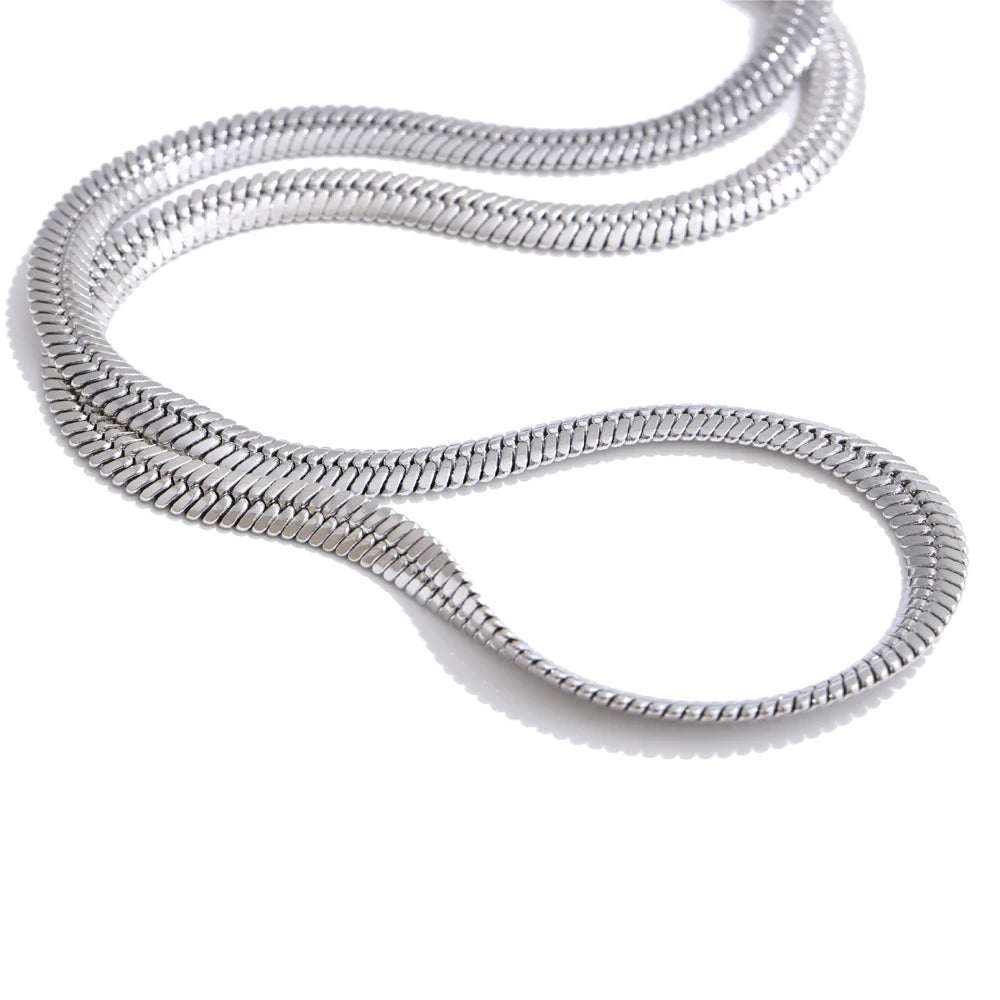 Fashion jewelry necklace necklace gold and bracelet in stainless steel