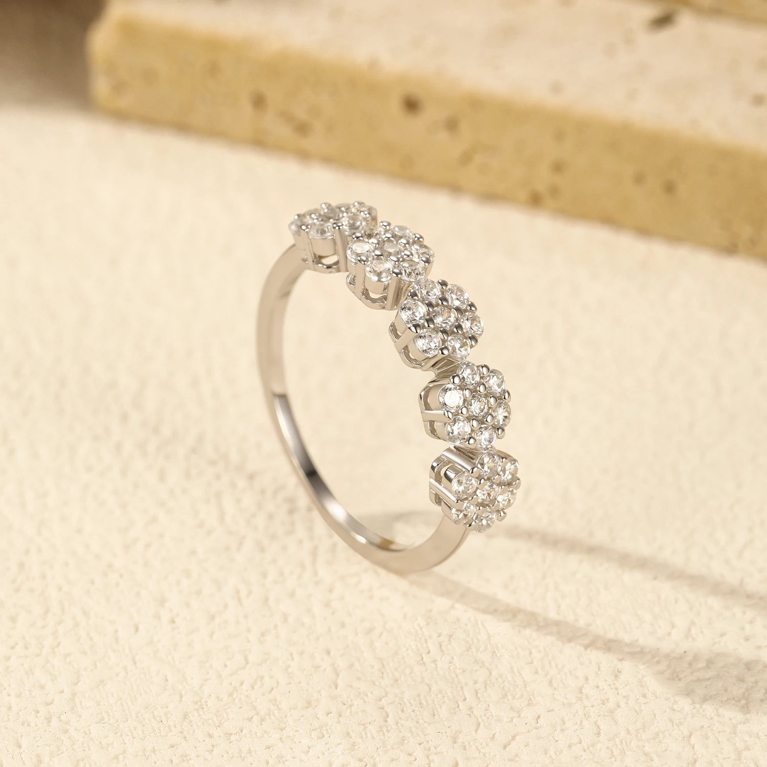 Silver ring with size guidance showing ring size from ring