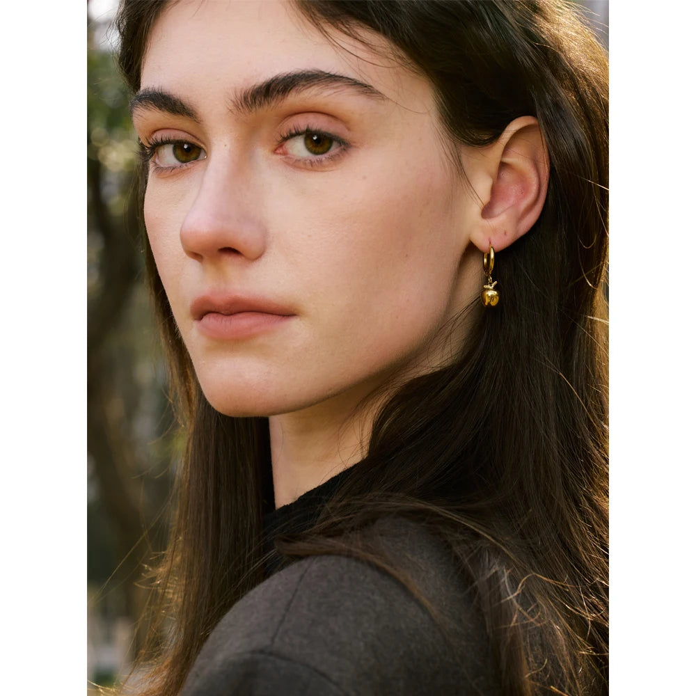 Necklace gold necklace layered with apple pendant in gold jewelry style