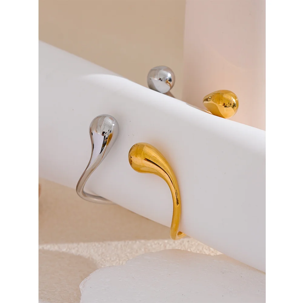 Stainless steel jewellery cuff bracelet twisted texture shine