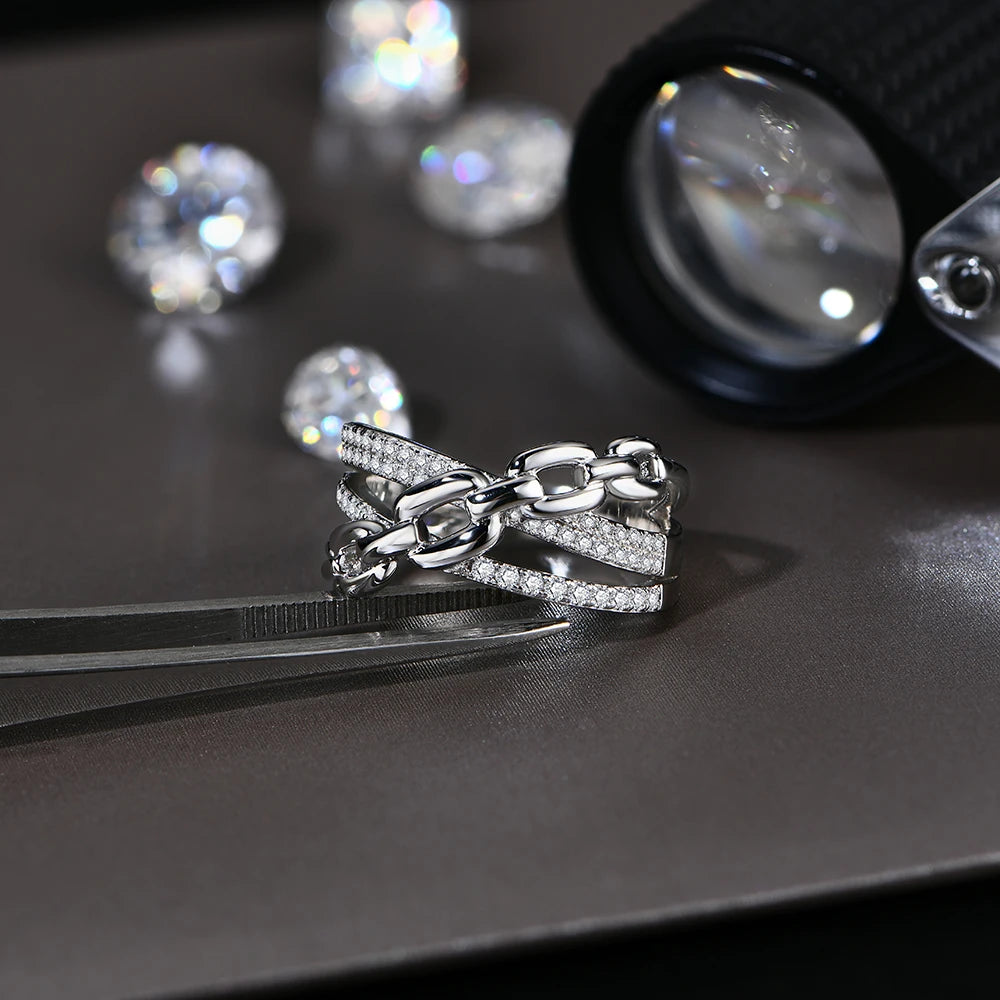 Side profile of rings with moissanite crafted for elegant evenings