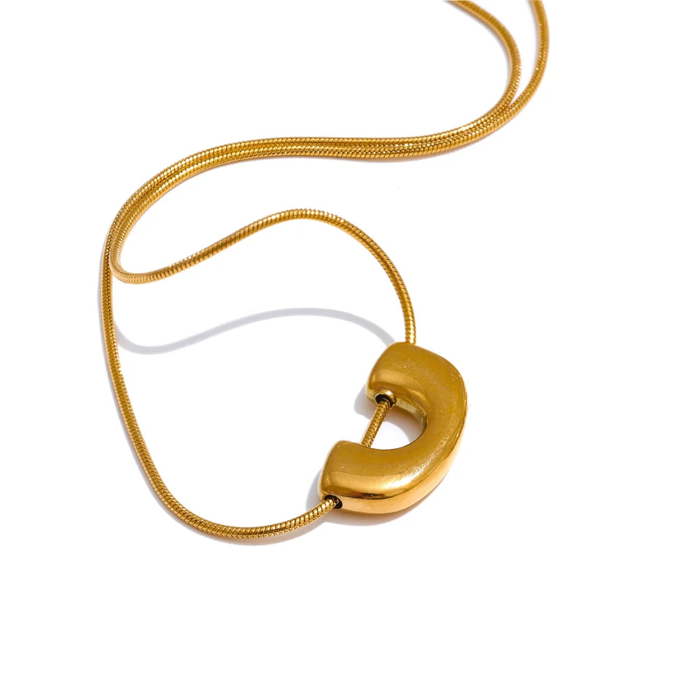 Gift box display of jewelry gold jewelry set with elegant shine