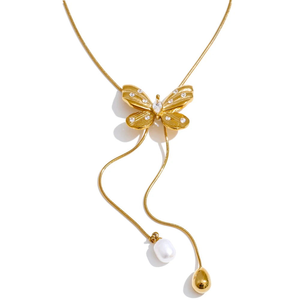 Pearl with necklace style enhanced by polished golden glow