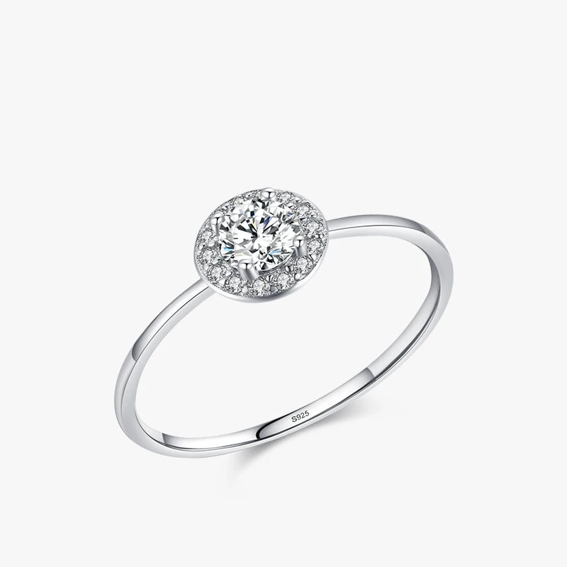 Cubic zirconia engagement ring with classic ring engagement ring design