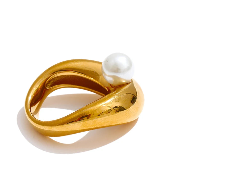 Rings gold rings style with modern pearl detail