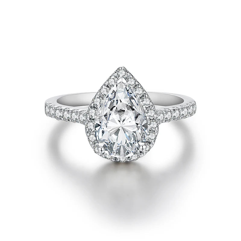 Pear Cut 2.0CT moissanite engagement ring with elegant ring size fit