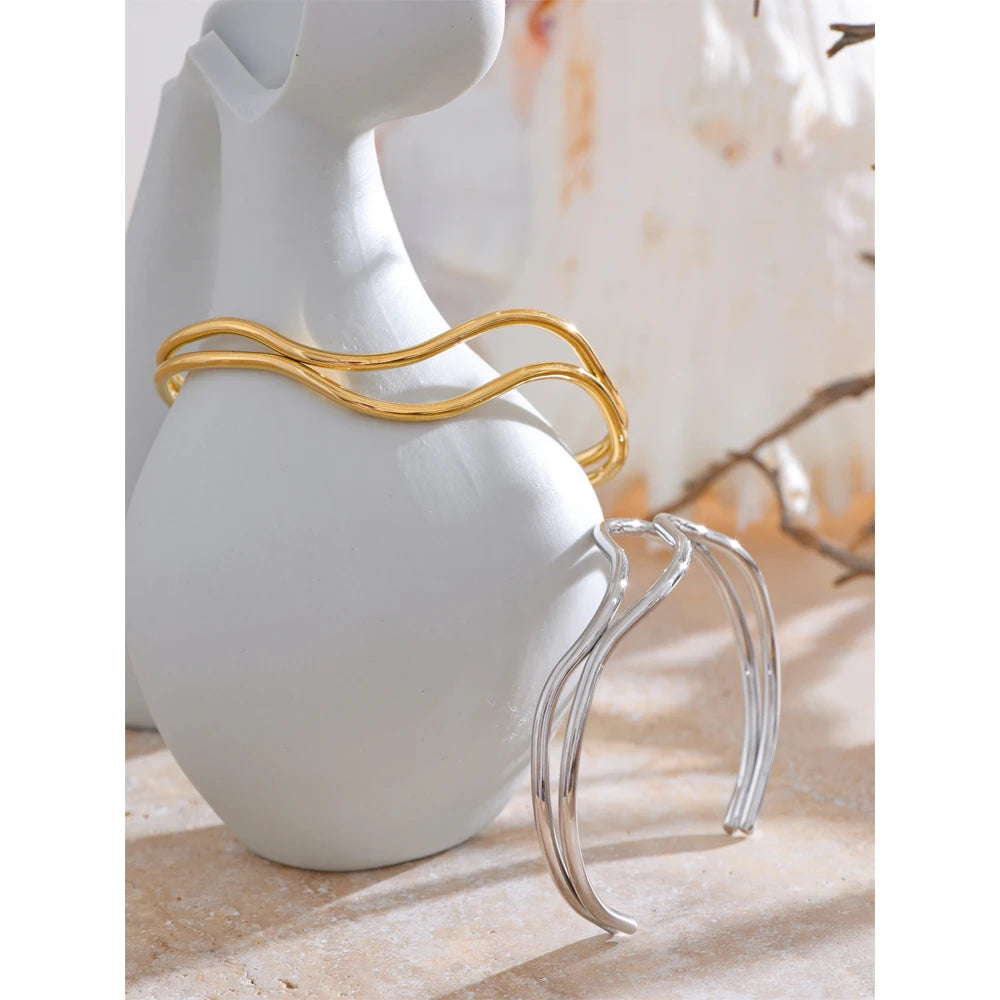 Stylish gold cuff bracelet with open bangle fit