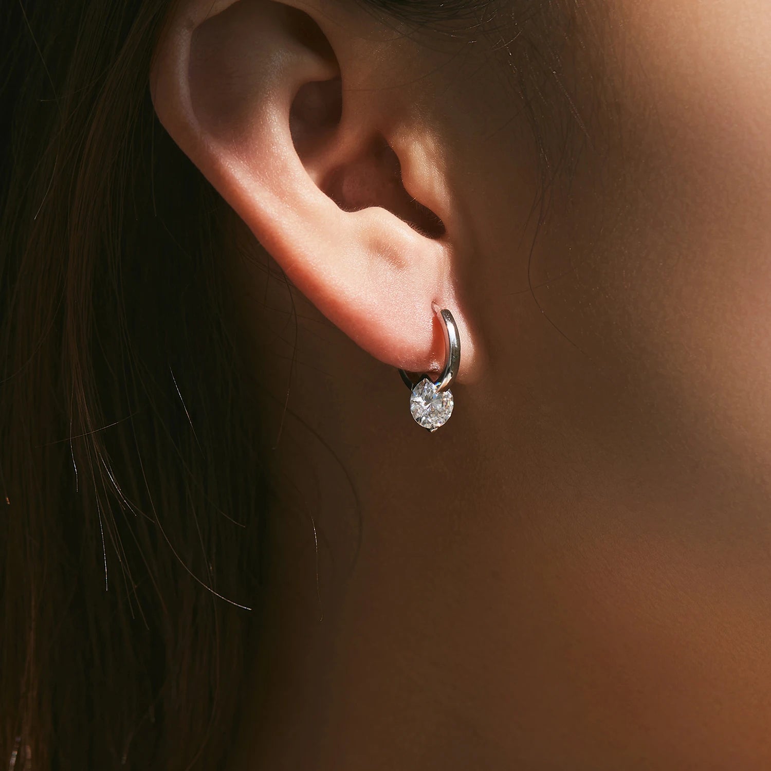 Sterling silver hoops moissanite sparkle buckle clasp design