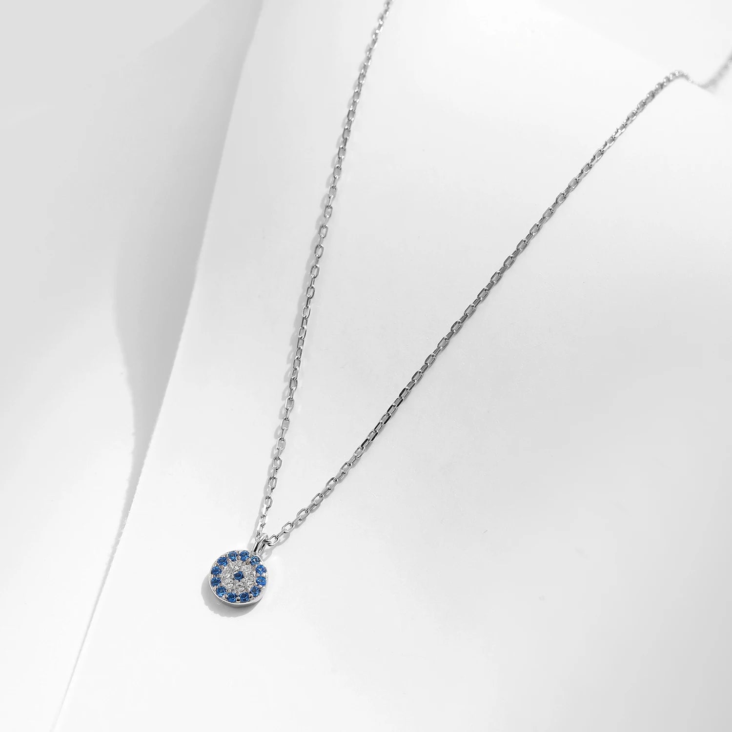 Sterling silver chain with zirconia evil eye centerpiece