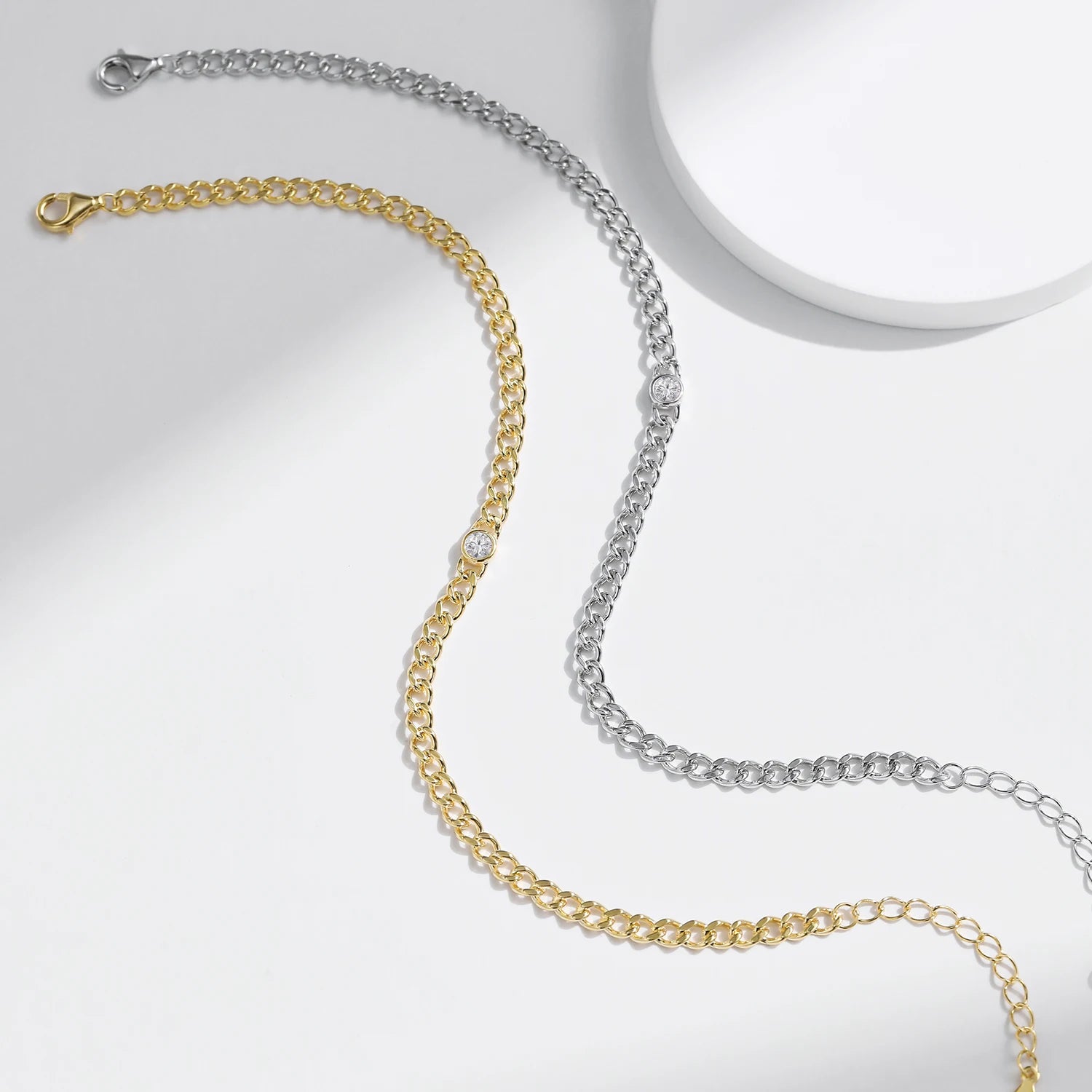 Shimmering moissanite bracelet on silver chain for elegant wear