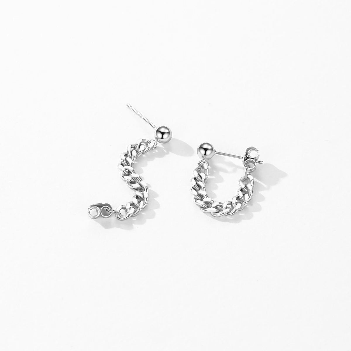 Shiny chain link studs lightweight and elegant