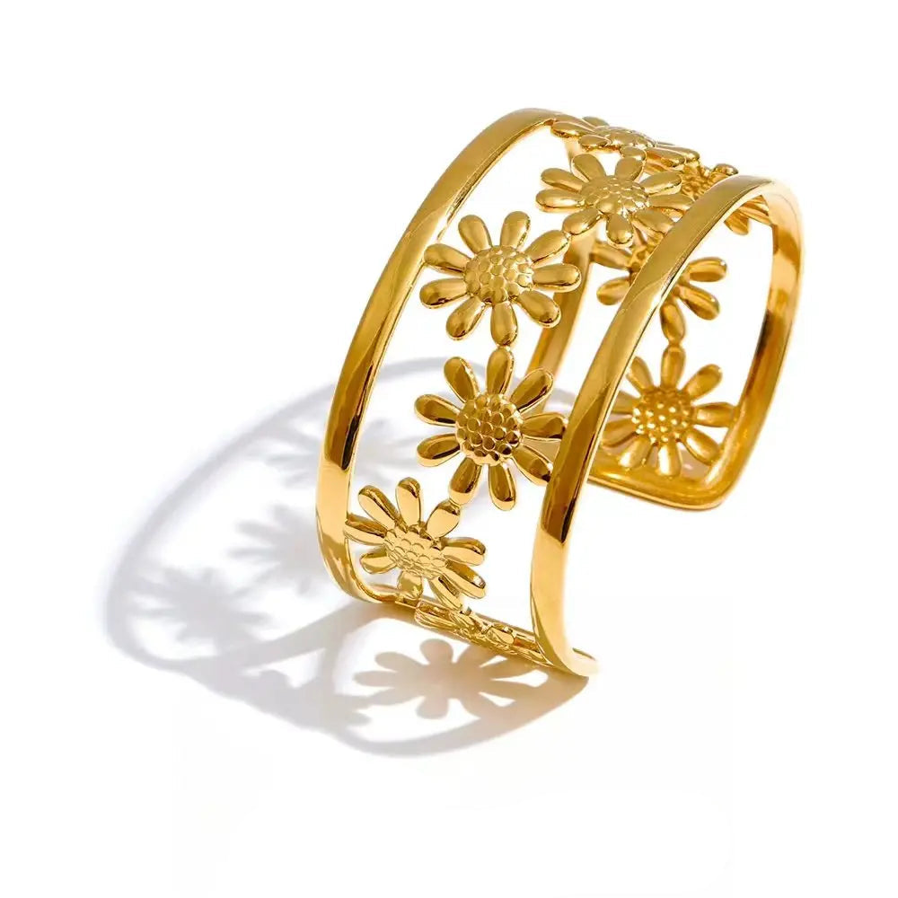 Flower hollow cuff bracelet and ring set with gold plated shine