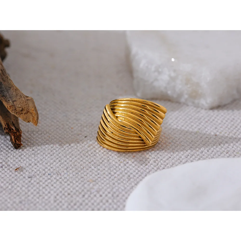 Gold rings rings wide geometric pattern stainless steel ring