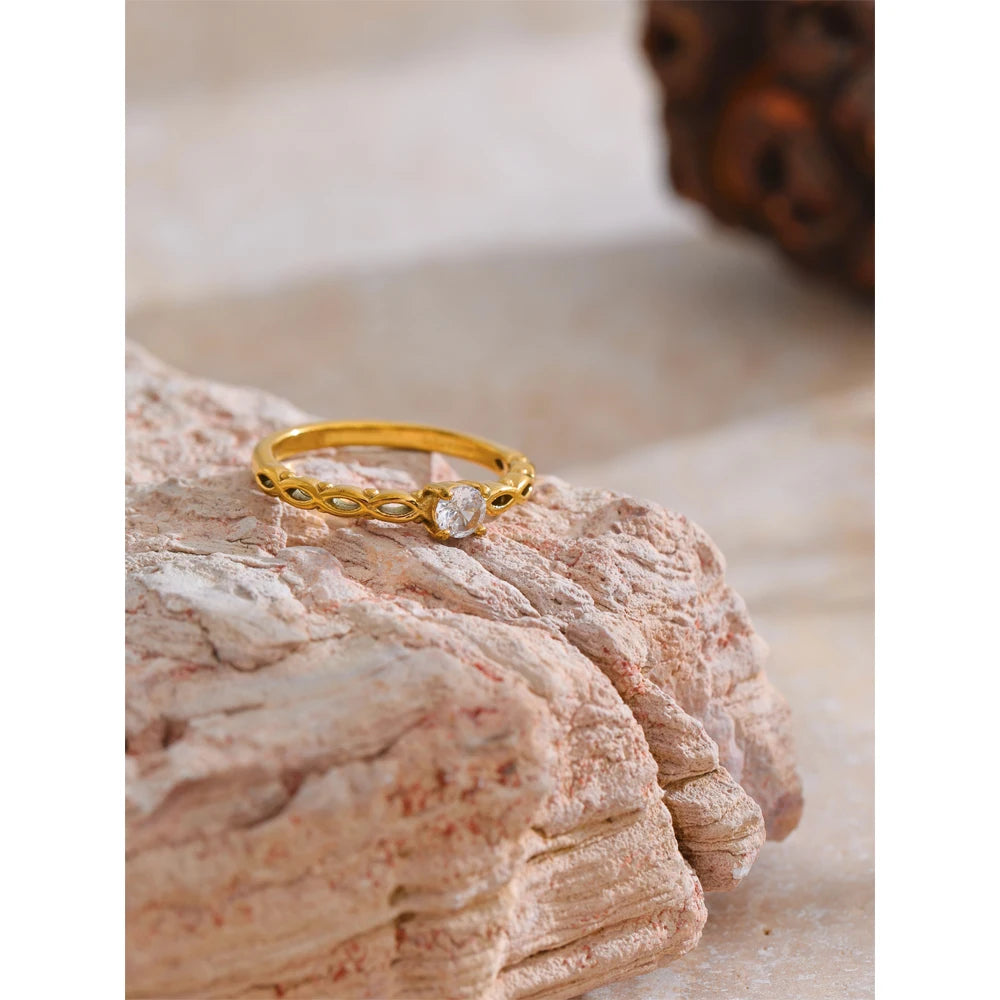 Jewelry stainless steel ring with bling and sparkle