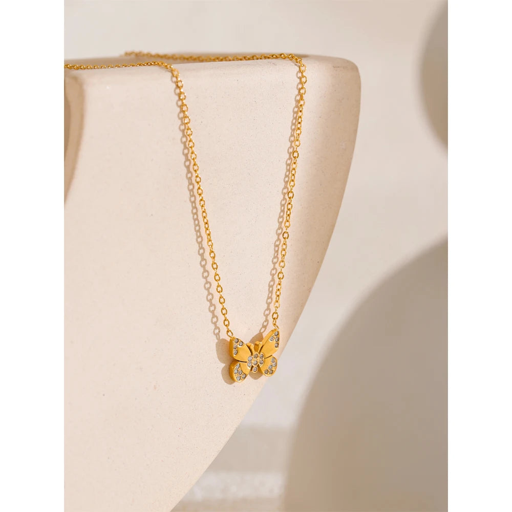 Waterproof jewelry butterfly pendant necklace in gold metal look