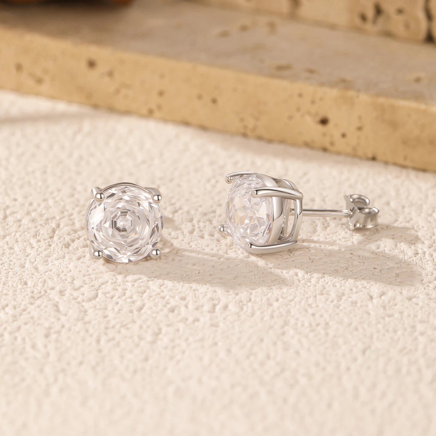 Women’s 925 silver earrings with zirconia stones