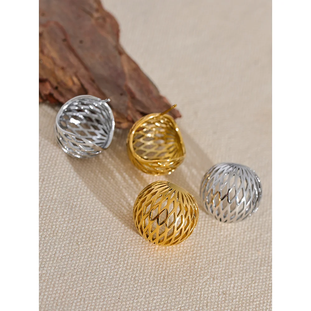 Modern hollow round earrings and gold appearance in steel
