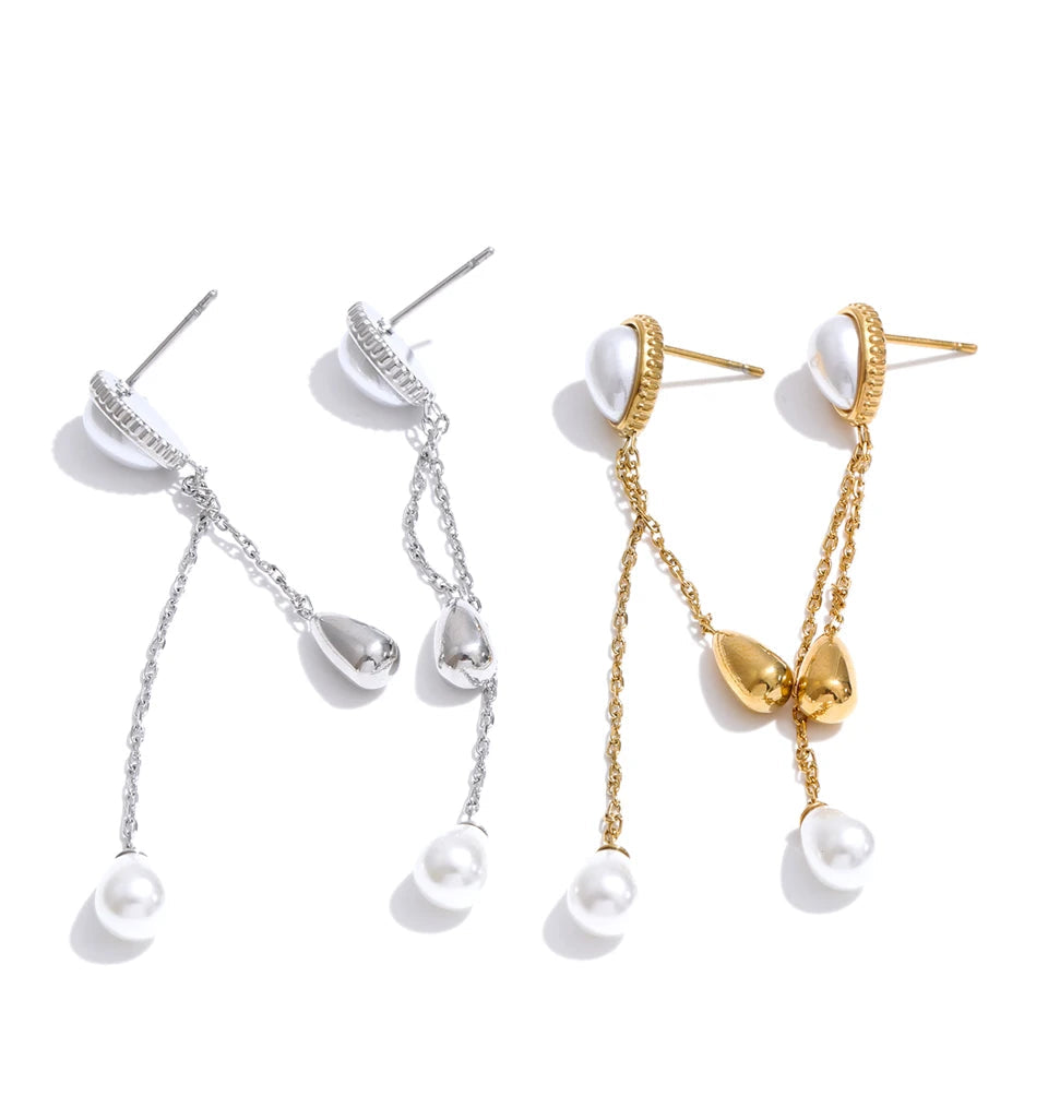 Fashion earrings pearl with water drop silhouette