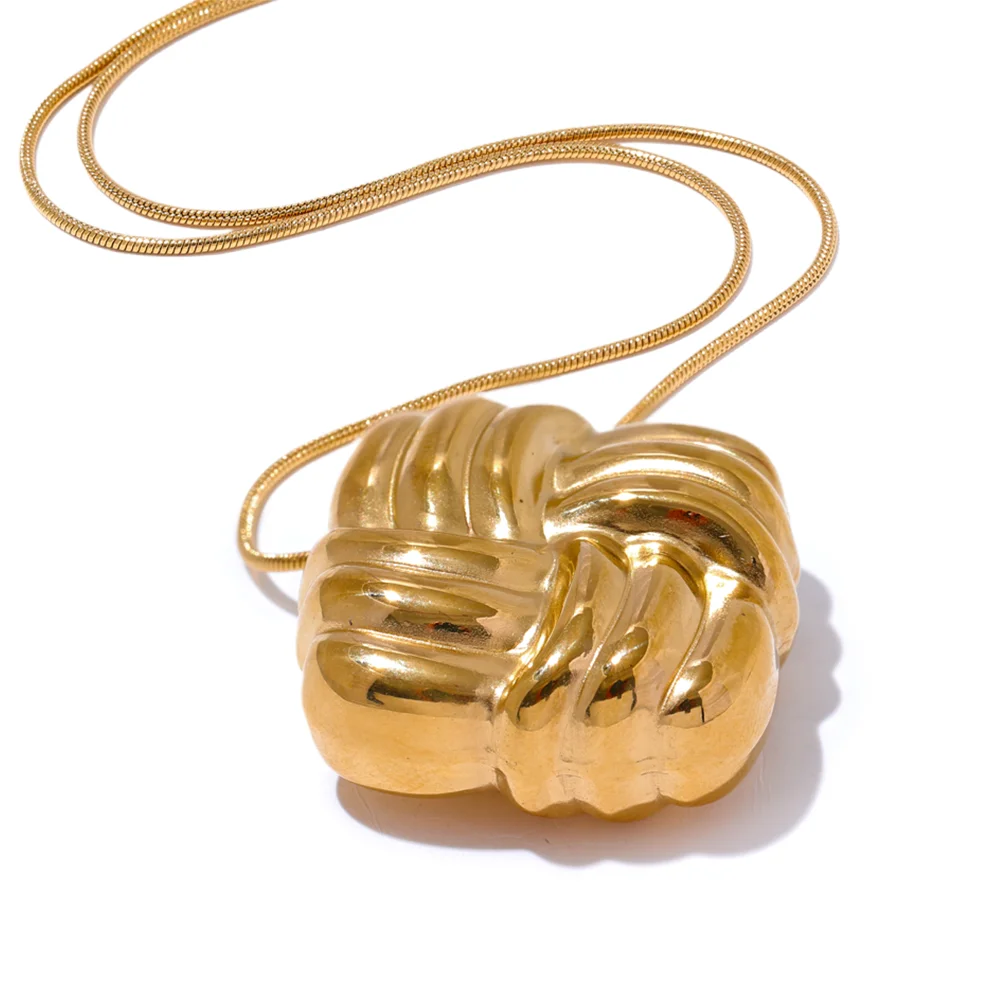 Gold plated square stripe chunky pendant necklace in stainless steel