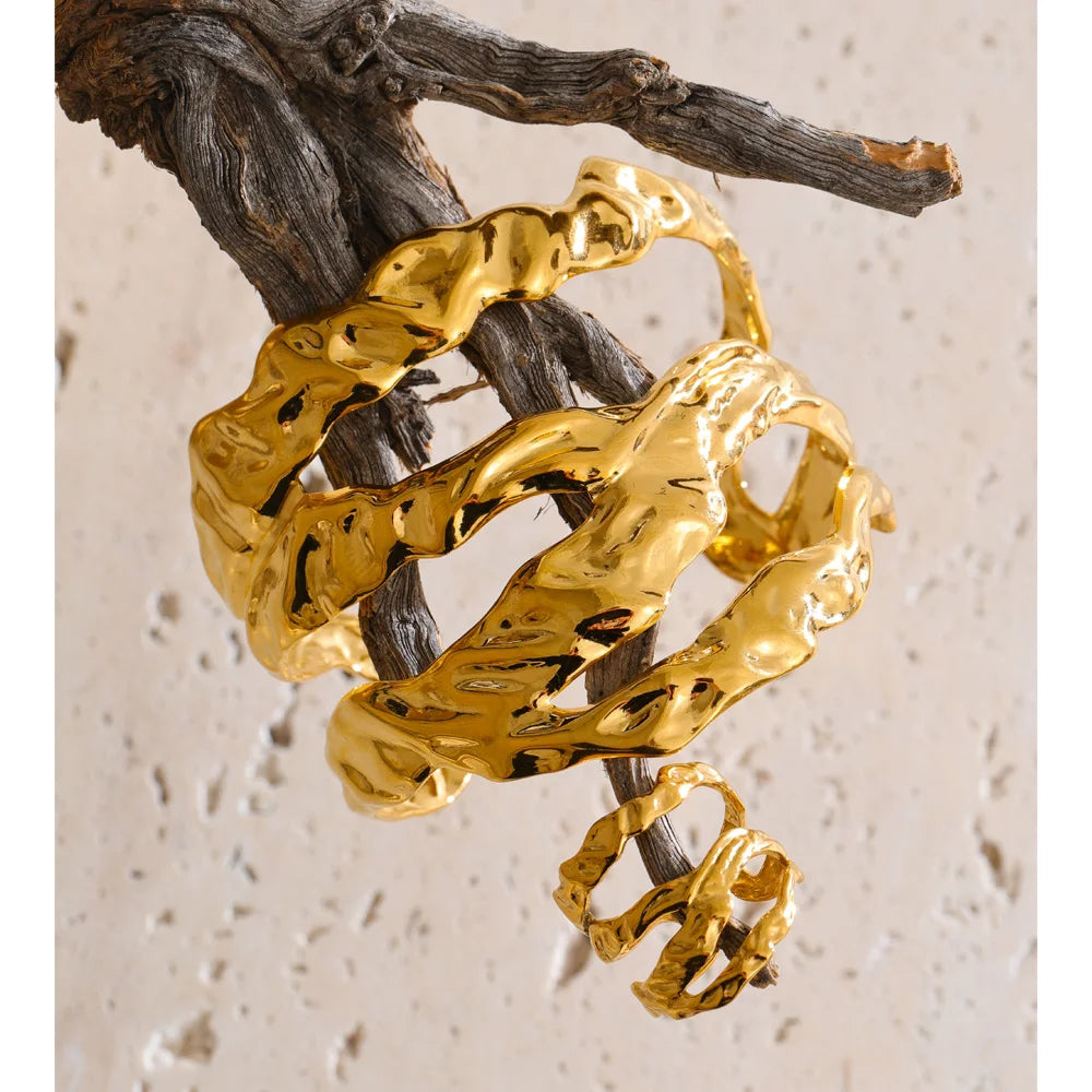 Women’s waterproof jewelry stainless steel rings and bangle set