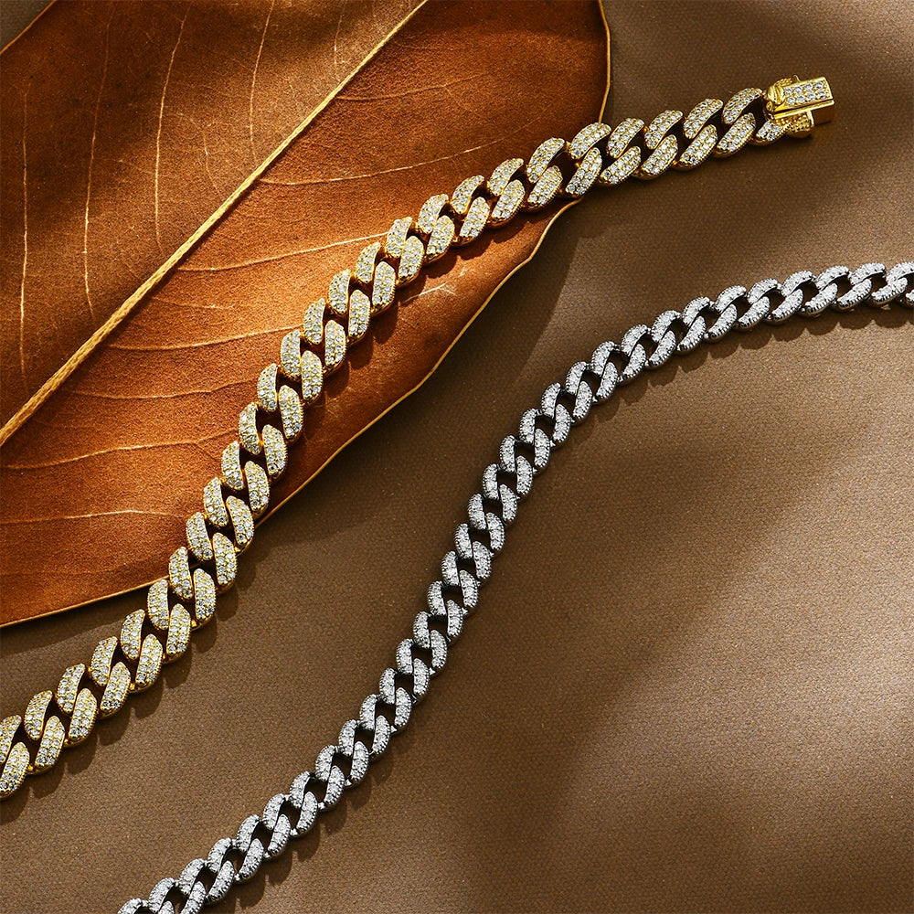 Sterling silver bracelet styled as a moissanite chain with VVS1 sparkle