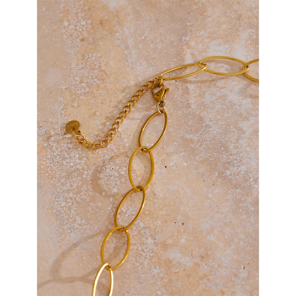 Bold stainless steel necklace hollow resin fashion style