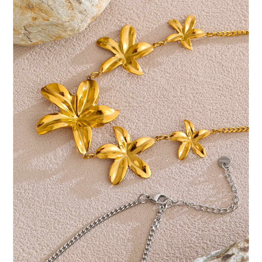 Necklace and necklace layering with flower pendant