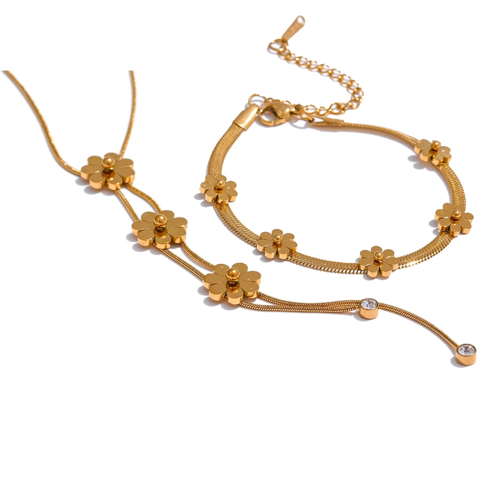 Necklaces gold necklaces flower chain style