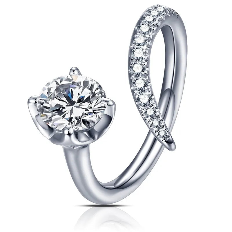 Macro sparkle on a 1.0CT center set in 925 sterling silver