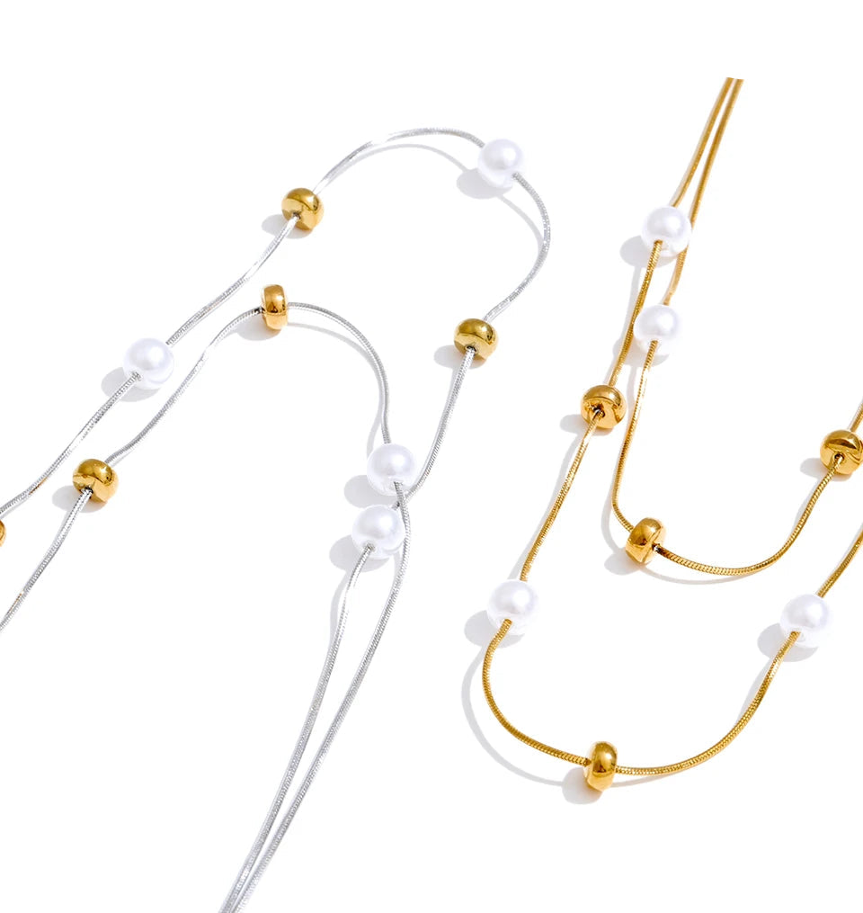 Chic pearl with necklace styling in double layer design