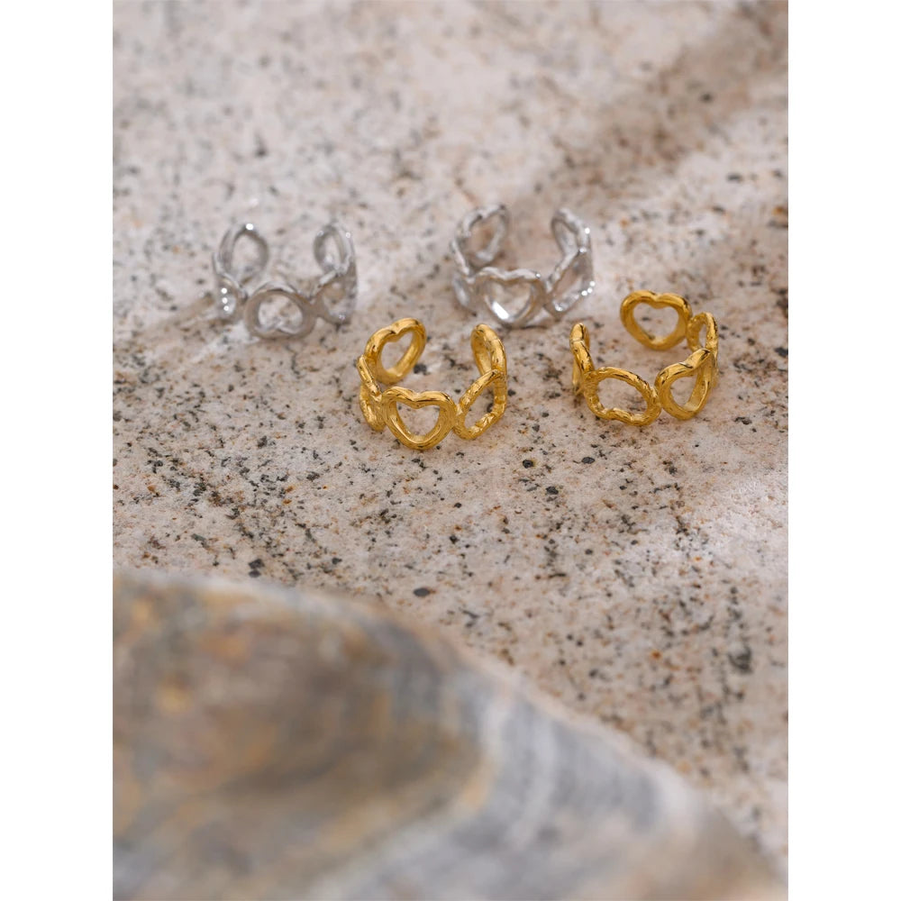 Elegant ear rings with gold plated romantic heart shape