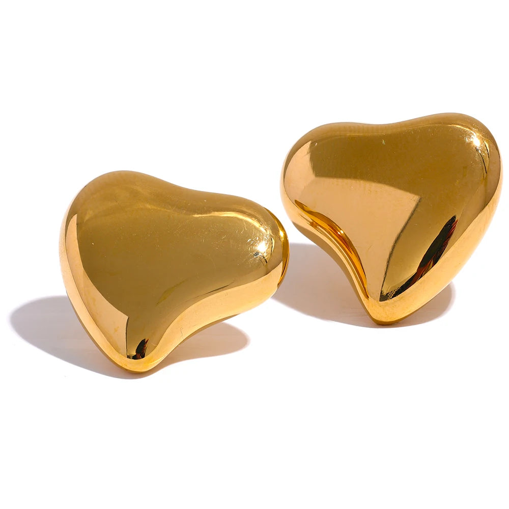 gilded-heart-romance-stud-earrings