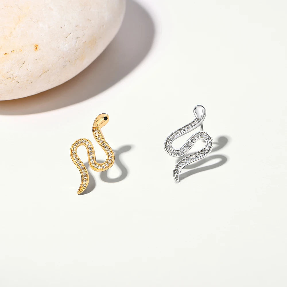 Snake motif stud earrings encrusted with moissanite stones