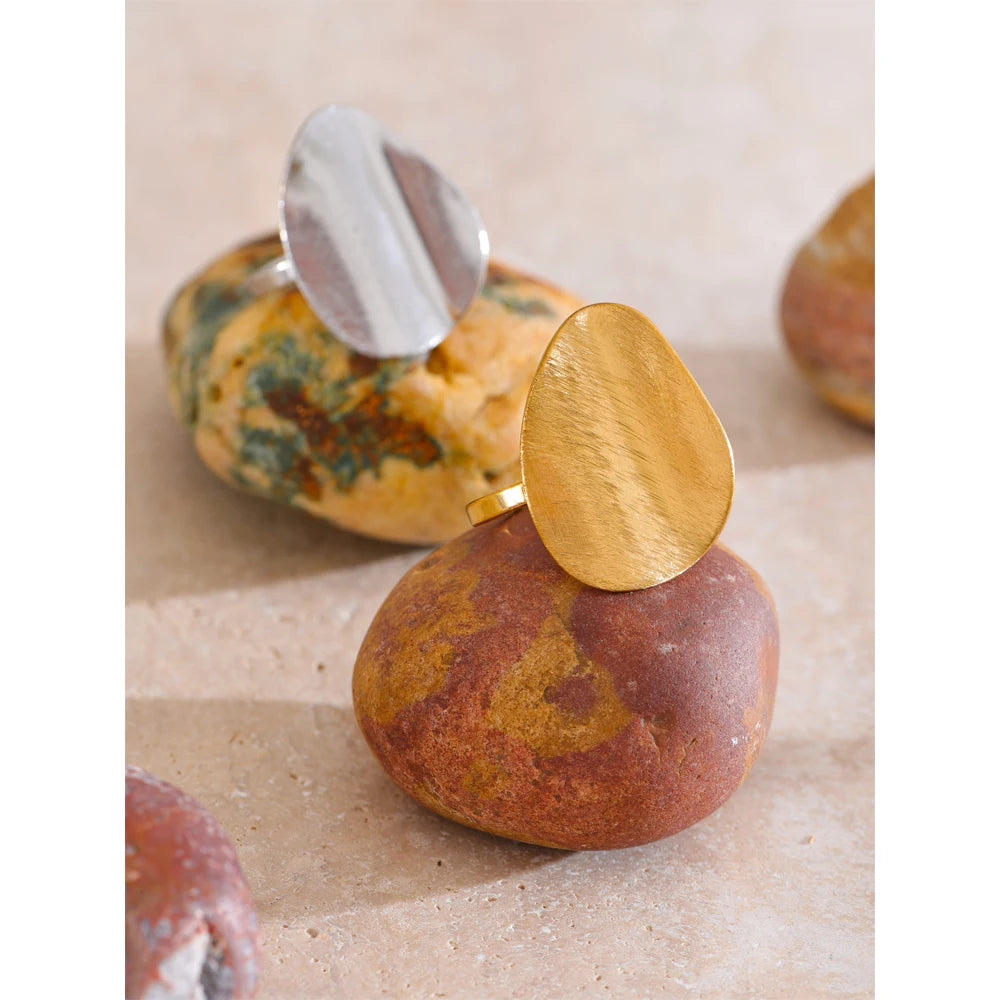 Modern gold ring for golden jewelry styling in stainless steel jewelry