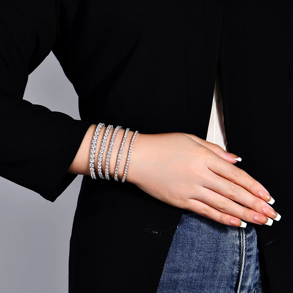 Tennis bracelet bracelet style in elegant white & gold