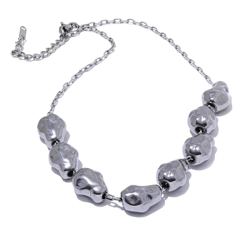 Polished gold plated surfaces on necklace necklace gold pieces