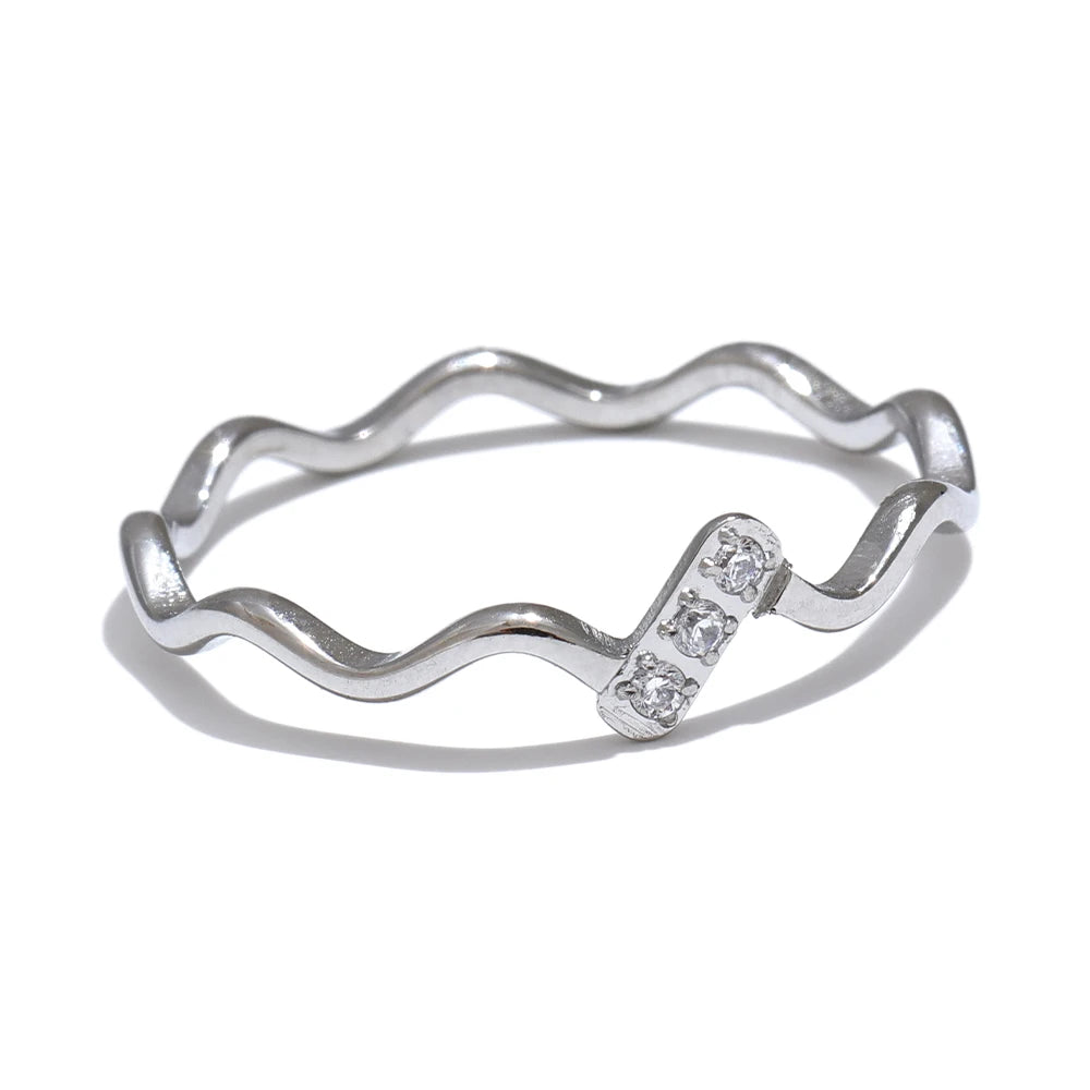 Daily-wear ring combining stainless steel durability and CZ sparkle
