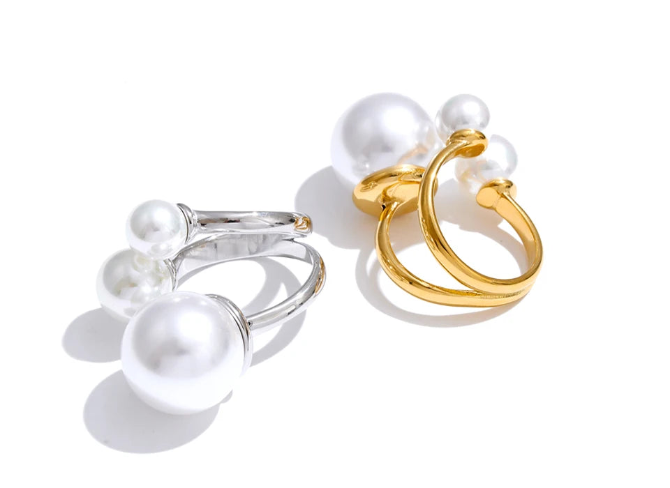 Rings for women gold style with bold pearl accent