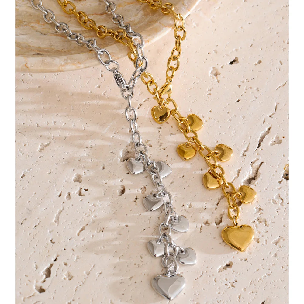 Elegant chain necklace with heart on necklace platinum finish